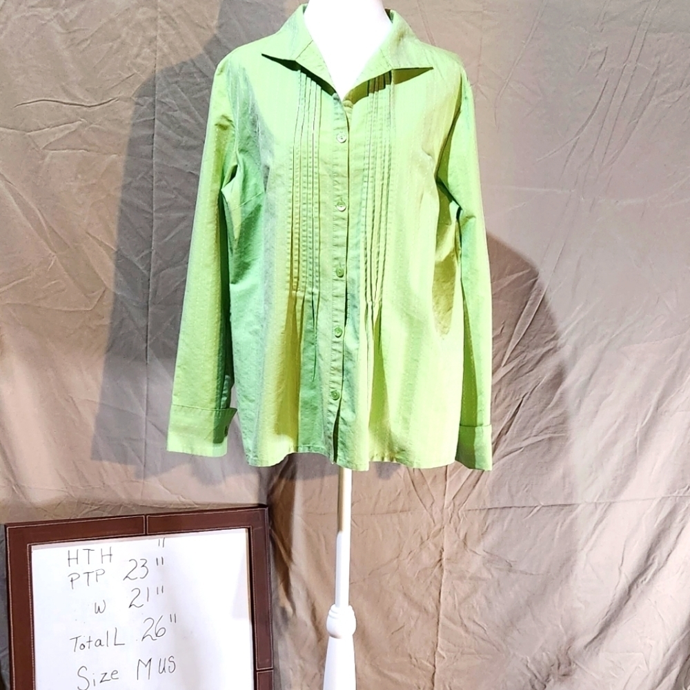Coldwater Creek M button front moss green top with tuck details